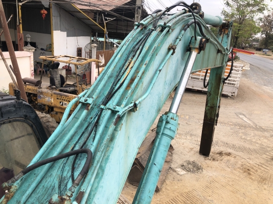 ขาย แมคโค KOBELCO 220มาร์คที (แยกอะไหล่)