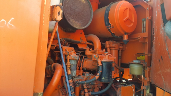ขายรถตัก  HITACHI LX80-2