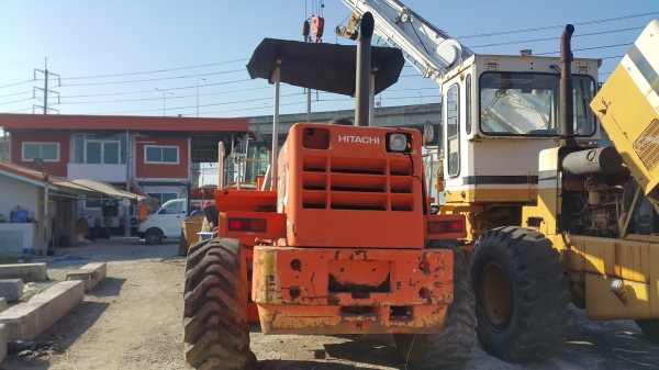 ขายรถตัก HITACHI LX80-2 ขายรถตัก HITACHI LX80-2