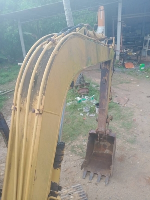 KOMATSU PC60-5 ขายตามสภาพ KOMATSU PC60-5 ขายตามสภาพ
