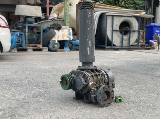 ขายรูทโบลเวอร์อัดอากาศ Shinmaywa Herical rotor blower ขนาดท่อ 4นิ้ว made in Japan มาพร้อมกรองอากาศ สภาพสวยมากเดิมๆ หมุนนิ่ม พร้อมใช้งาน