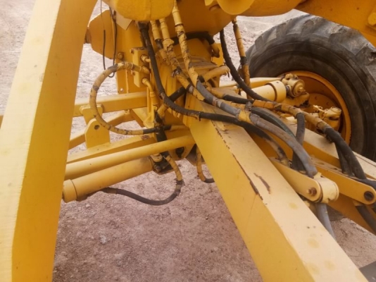 รถเกรดCAT 120G