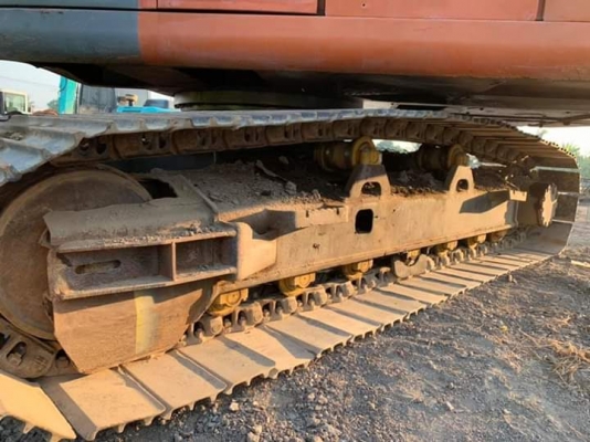 ขาย zx200-1 พร้อมเล่มทะเบียน 12,xxxชม ที่ปทุมนี้นี่เอง  ราคา 1100000฿ โทรเลยที่เบอร์081-989-1989