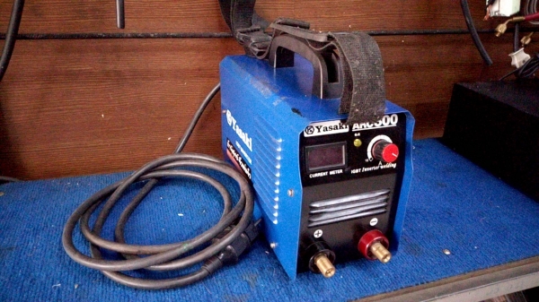 ตู้เชื่อม YAZAKI ARC 300 สะพายได้ ไม่มีสายเชื่อม