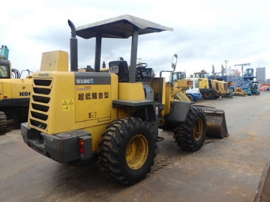 ขายรถตักล้อยาง KOMATSU WA80-3 นำเข้าเองจากญี่ปุ่น สภาพสวยพร้อมใช้งาน ถึงเร็วๆนี้ครับ ขายรถตักล้อยาง KOMATSU WA80-3 นำเข้าเองจากญี่ปุ่น สภาพสวยพร้อมใช้งาน ถึงเร็วๆนี้ครับ