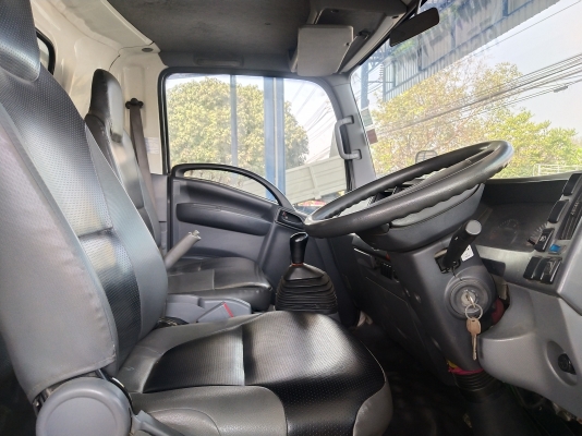 6 ล้อกลาง ISUZU NPR150 แรงม้า ยาว 5.00ม.* รถสวยเดิม+สภาพพร้อมใช้งาน ปี2556ค่ะ*รถห้างแท้ * มีเล่มพร้อ