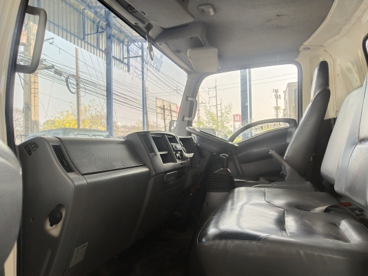 6 ล้อกลาง ISUZU NPR150 แรงม้า ยาว 5.00ม.* รถสวยเดิม+สภาพพร้อมใช้งาน ปี2556ค่ะ*รถห้างแท้ * มีเล่มพร้อ