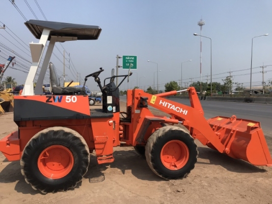 ขายรถตักล้อยาง HITACHI LX30 (เทียบเท่า WA50) นำเข้าเองจากญี่ปุ่น สภาพสวยพร้อมใช้ มีVDOการทำงานครับ ขายรถตักล้อยาง HITACHI LX30 (เทียบเท่า WA50) นำเข้าเองจากญี่ปุ่น สภาพสวยพร้อมใช้ มีVDOการทำงานครับ