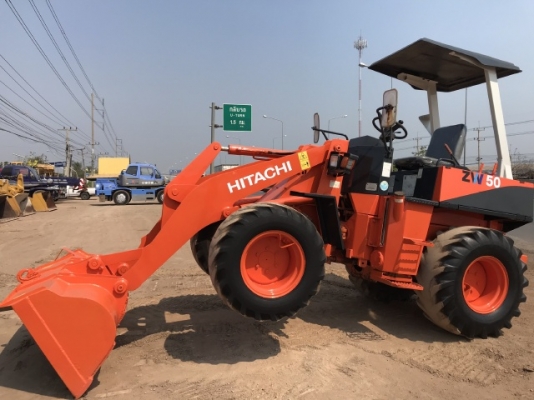 ขายรถตักล้อยาง HITACHI LX30 (เทียบเท่า WA50) นำเข้าเองจากญี่ปุ่น สภาพสวยพร้อมใช้ มีVDOการทำงานครับ