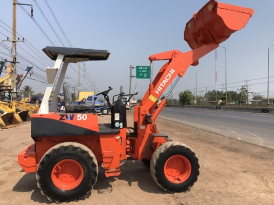 ขายรถตักล้อยาง HITACHI LX30 (เทียบเท่า WA50) นำเข้าเองจากญี่ปุ่น สภาพสวยพร้อมใช้ มีVDOการทำงานครับ