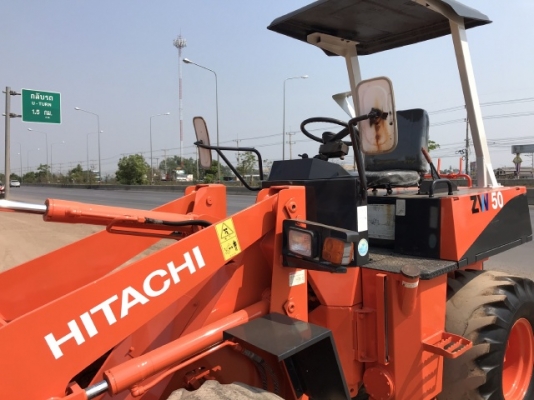 ขายรถตักล้อยาง HITACHI LX30 (เทียบเท่า WA50) นำเข้าเองจากญี่ปุ่น สภาพสวยพร้อมใช้ มีVDOการทำงานครับ