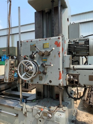 ขายเครื่องคว้านนอน โต้ะ 1200x1000 ยาว 3 เมตร มีหัวสไลด์. พร้อมใช้ ราคา กันเองคับ