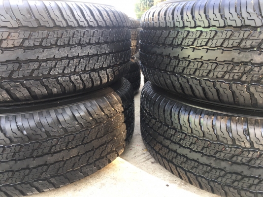 ล้อแม็กป้ายแดง Toyota Revo 17 พร้อมยาง Yogohama 265/65/17 ปลายปี 18 ล้อแม็กป้ายแดง Toyota Revo 17 พร้อมยาง Yogohama 265/65/17 ปลายปี 18