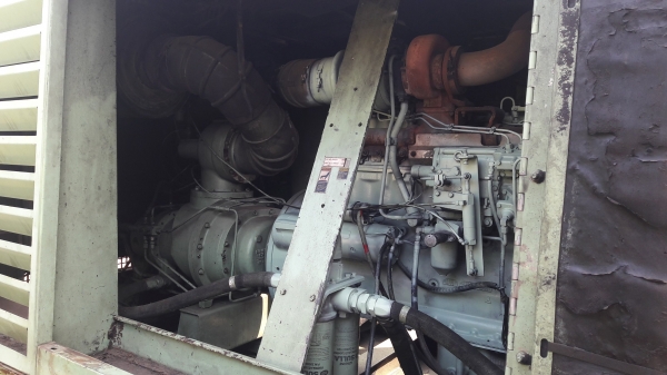 ขายปั้มลม SULLAIR รุ่น 900 ลม 13 บาร์ 900 cfm 150PSI เครื่อง CAT 3306T ปั้มลมสกรูสภาพสวย นำเข้าจากญี