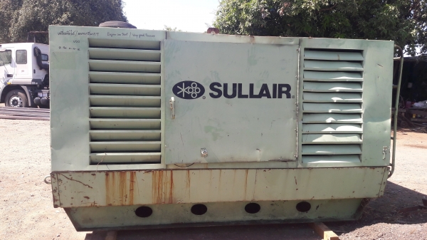 ขายปั้มลม SULLAIR รุ่น 900 ลม 13 บาร์ 900 cfm 150PSI เครื่อง CAT 3306T ปั้มลมสกรูสภาพสวย นำเข้าจากญี