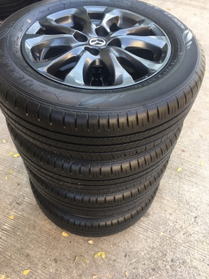 ล้อแม็กป้ายแดง Mazda 2 ขอบ 15 พร้อมยาง Dunlop 185/65/15 ปลายปี 17 ล้อแม็กป้ายแดง Mazda 2 ขอบ 15 พร้อมยาง Dunlop 185/65/15 ปลายปี 17