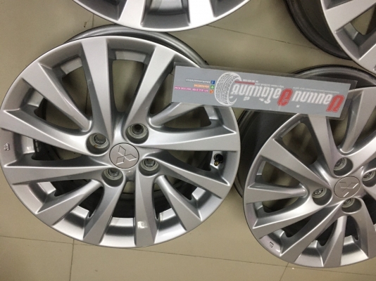 Mitsubishi Attrage ขอบ 15 Mitsubishi Attrage ขอบ 15