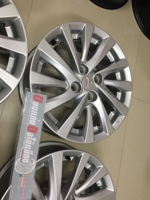 Mitsubishi Attrage ขอบ 15
