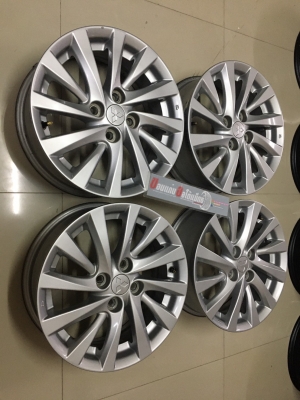 Mitsubishi Attrage ขอบ 15 Mitsubishi Attrage ขอบ 15