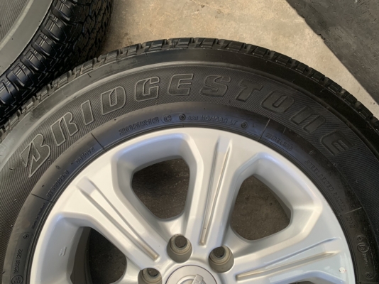 ล้อแม็ก 6รู114 Nissan Navara NP300 ขอบ 16 พร้อมยาง 205R16 Bridgestone ปลายปี 18