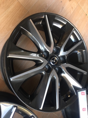 ล้อแม็กซ์ All new Mazda CX-3 Top ขอบ18" ไม่ซ่อมไม่ดุ้ง สีเดิมๆสวยๆ ล้อแม็กซ์ All new Mazda CX-3 Top ขอบ18" ไม่ซ่อมไม่ดุ้ง สีเดิมๆสวยๆ