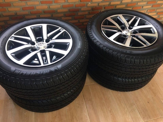 แม็กซ์ป้ายแดง Toyota Fortuner 2019 พร้อมยาง Michelin 265/60/18 ปี 19 แม็กซ์ป้ายแดง Toyota Fortuner 2019 พร้อมยาง Michelin 265/60/18 ปี 19