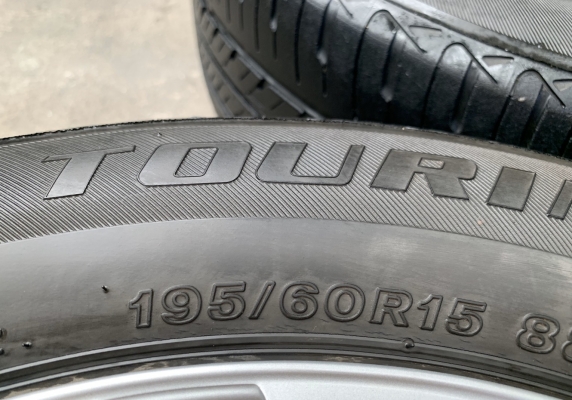 ล้อแม็ก Toyota Vios Exclusive รุ่นพิเศษ ขอบ 15 พร้อมยาง 195-60-15 Firestone ปี 16