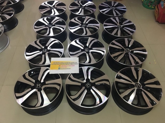City ชุดละ 7,900 มี 2 ชุด City ชุดละ 7,900 มี 2 ชุด