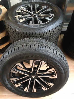 แม็กซ์ป้ายแดง new pajero sport 2020 พร้อมยาง Bridgestone 265/60/18 ปลายปี 19