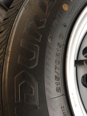 ล้อกะทะป้ายแดง D-max พร้อมยางบริดโตน 215/70/15 ปลายปี 19 ล้อกะทะป้ายแดง D-max พร้อมยางบริดโตน 215/70/15 ปลายปี 19