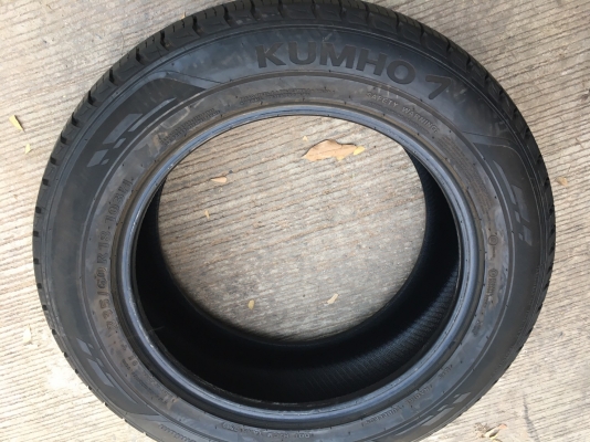 ยางถอดป้ายแดง Kumho 235/60/18 ปลายปี 19