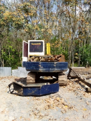 KOMATSU PC60-5 เครื่องทำมาใหม่ พร้อมใช้งาน KOMATSU PC60-5 เครื่องทำมาใหม่ พร้อมใช้งาน