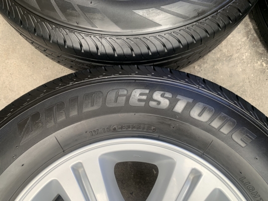 ล้อแม็กป้ายแดง ISUZU D-MAX 1.9 BLUE POWER ขอบ 15 พร้อมยางน้องๆป้ายแดง 215-70-15 Bridgestone ปี 18 สวยๆ