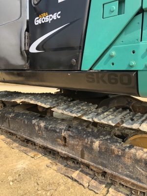 ลดเหลือ 450,000 KOBELCO SK60-3 ช่วงล่างสวย ระบบดี พร้อมใช้งาน