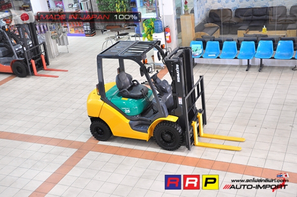 ขายรถโฟล์คลิฟท์มือสอง KOMATSU รุ่น FG25C-15-574620 นำเข้าจากประเทศญี่ปุ่น 100\% ไม่เคยใช้งานในไทย