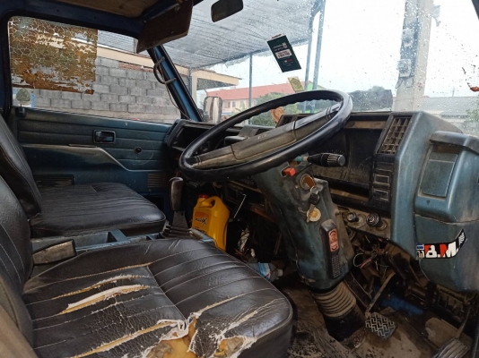 Isuzu NPR58L 110แรง เพาเวอร ยาว 4.30ม เกียรสั้น หัวยกได้ เล่มพร้อม Isuzu NPR58L 110แรง เพาเวอร ยาว 4.30ม เกียรสั้น หัวยกได้ เล่มพร้อม