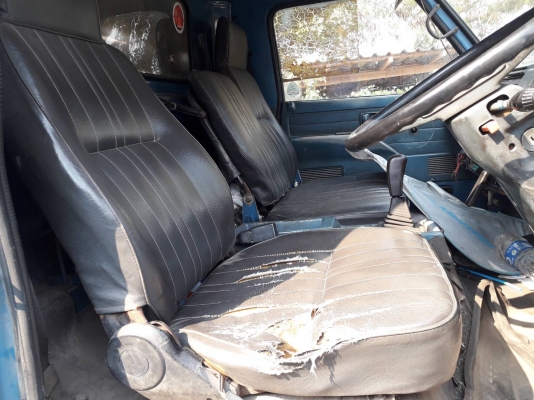 Isuzu NPR58L 110แรง เพาเวอร ยาว 4.30ม เกียรสั้น หัวยกได้ เล่มพร้อม Isuzu NPR58L 110แรง เพาเวอร ยาว 4.30ม เกียรสั้น หัวยกได้ เล่มพร้อม