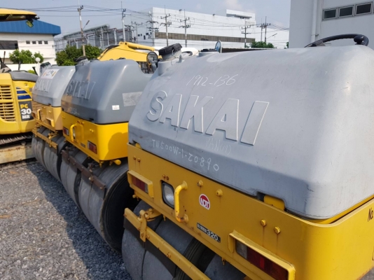 ขายรถบด 3.5ตัน SAKAI TW500W-1 รุ่นใหม่ สภาพสวย สมบูรณ์