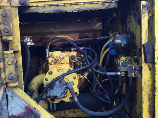 Kobelco SK100Macklll ไฟฟ้าครบ เครื่องปั้มแรง เอวแน่น ช่วงล่างเต็ม เจ้าของขายเอง Kobelco SK100Macklll ไฟฟ้าครบ เครื่องปั้มแรง เอวแน่น ช่วงล่างเต็ม เจ้าของขายเอง