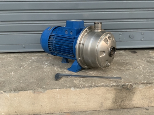 ขายปั๊มน้ำหอยโข่งหัวสแตนเลสใบพัด 2ชั้น Ebara 2HP. 380V made in Italy รุ่นแรงดันสูง สภาพสวยเดิมๆ หมุนนิ่ม พร้อมใช้งาน