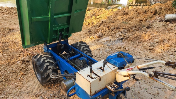 ดั้มเปอร์เดินตามดั้มไฮดรอลิค