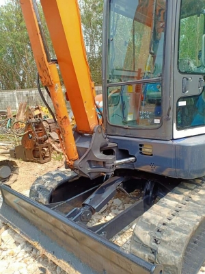 ขายHITACHI EX40US. เก่านอกแท้  เดิมๆๆ  เครื่องปั๊มแห้ง  สวย  พร้อมใช้  โทร 089-3818694 จ๊อย