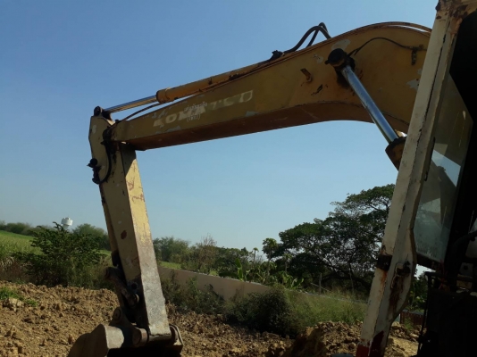 KOMATSU PC200-3 ขายตามสภาพ