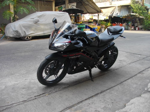ขาย YAMAHA YZF-R15 150cc.หัวฉีด สวยหรู เครื่องดีเยี่ยม ประกันศูนย์5ปี ราคา 32500 บาท
