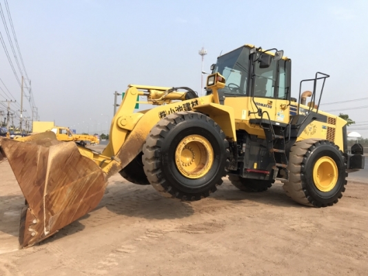 ขายรถตักล้อยาง KOMATSU WA380-6 ปี 2013 นำเข้าเองจากญี่ปุ่น สภาพสวยพร้อมใช้งาน มีVDOการทำงานครับ