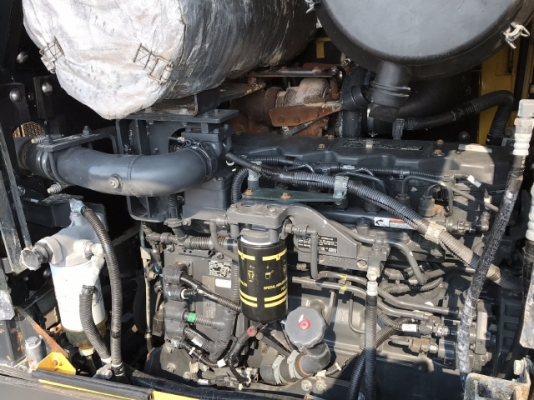 ขายรถตักล้อยาง KOMATSU WA380-6 ปี 2013 นำเข้าเองจากญี่ปุ่น สภาพสวยพร้อมใช้งาน มีVDOการทำงานครับ