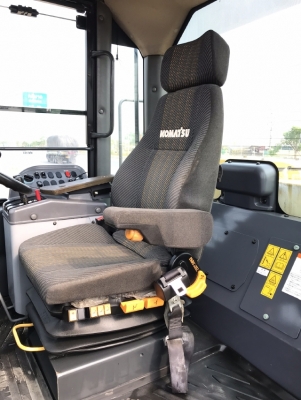 ขายรถตักล้อยาง KOMATSU WA380-6 ปี 2013 นำเข้าเองจากญี่ปุ่น สภาพสวยพร้อมใช้งาน มีVDOการทำงานครับ