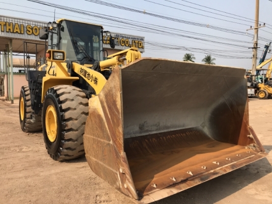 ขายรถตักล้อยาง KOMATSU WA380-6 ปี 2013 นำเข้าเองจากญี่ปุ่น สภาพสวยพร้อมใช้งาน มีVDOการทำงานครับ