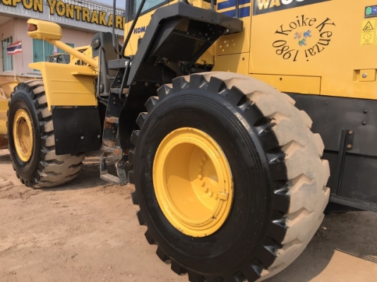 ขายรถตักล้อยาง KOMATSU WA380-6 ปี 2013 นำเข้าเองจากญี่ปุ่น สภาพสวยพร้อมใช้งาน มีVDOการทำงานครับ