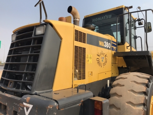 ขายรถตักล้อยาง KOMATSU WA380-6 ปี 2013 นำเข้าเองจากญี่ปุ่น สภาพสวยพร้อมใช้งาน มีVDOการทำงานครับ